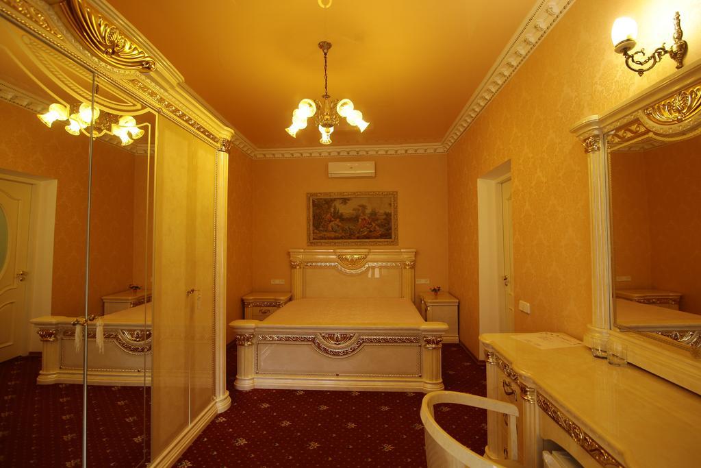 Korall Mykolaiv Exterior photo