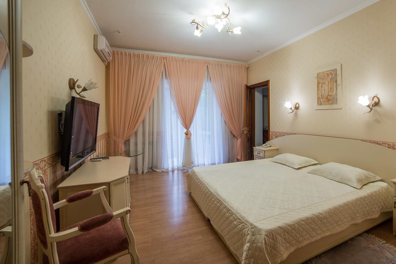 Korall Mykolaiv Exterior photo